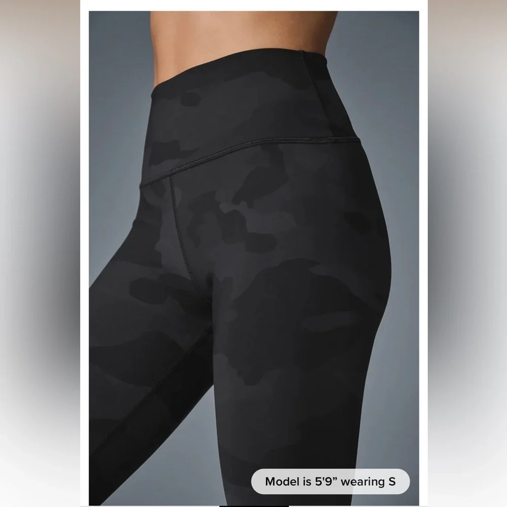 ALO Yoga elevate your